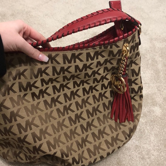 Michael Kors Handbags - Michael Kors Bag!